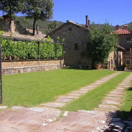 Spacious In With Swimming Pool Ferienhaus