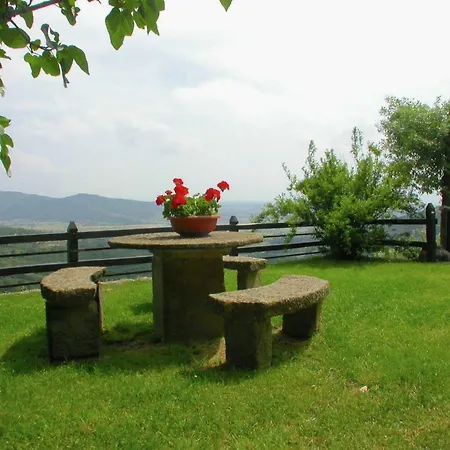 Spacious In With Swimming Pool Cortona